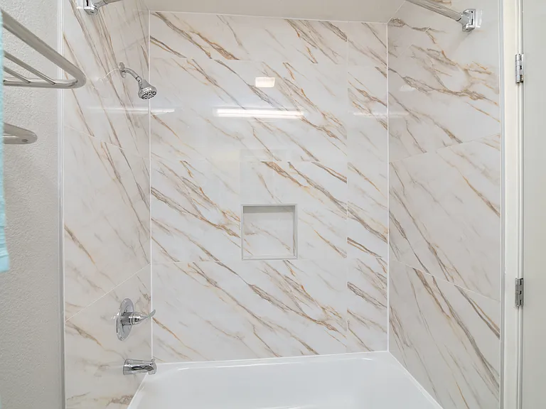 Avera Living - Memorial Apartments — Photo 23