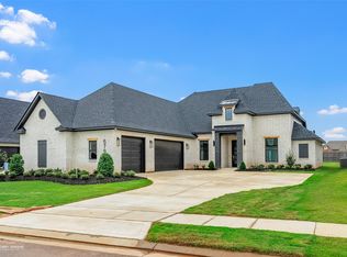579 Corinth Cir, Bossier City, LA 71111