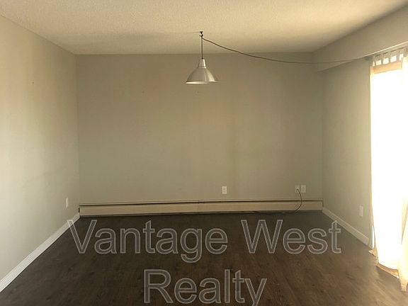4th image of 235 Husch Rd #306