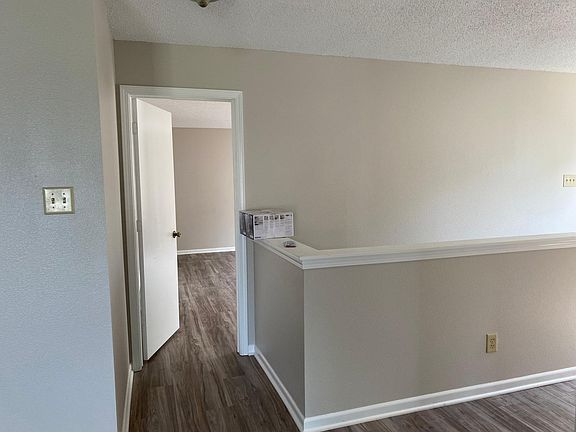 5th image of 9131 Amberleigh Dr