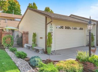 10290 SW Greenleaf Ter, Tigard, OR