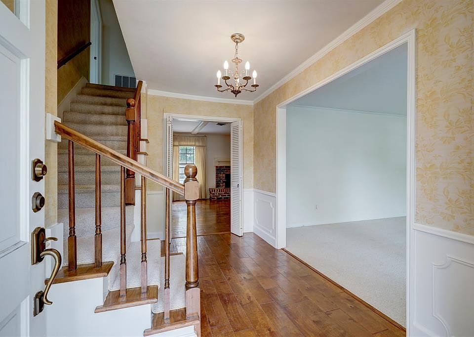 13307 Apple Tree Rd, Houston, TX 77079 MLS 87074139 Zillow