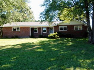 327 New Grant Cir, Sneads Ferry, NC 28460