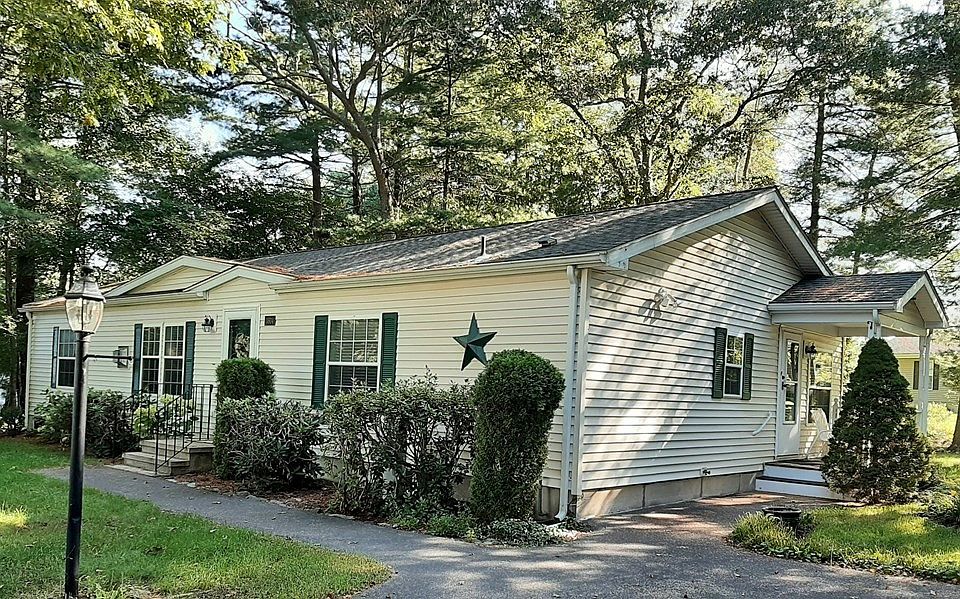 3804 Oak Point Dr, Middleboro, MA 02346 Zillow