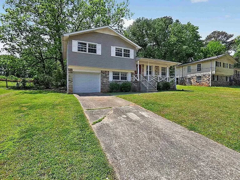 516 Argonne Dr — Photo 2