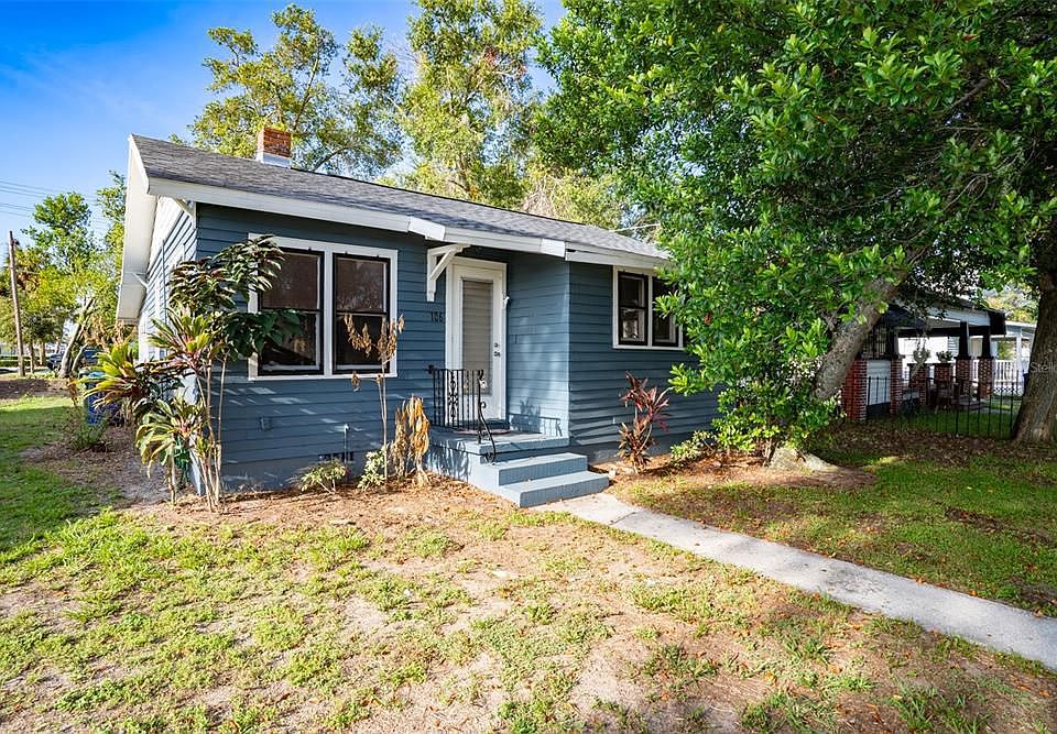 1st image of 106 Avenue D SW