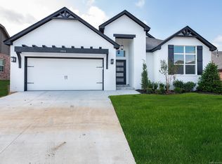 5814 E 143rd St S, Bixby, OK 74008