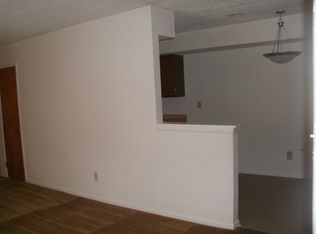 1323 Nancy Hanks Rd APT 1, Lexington, KY 40504