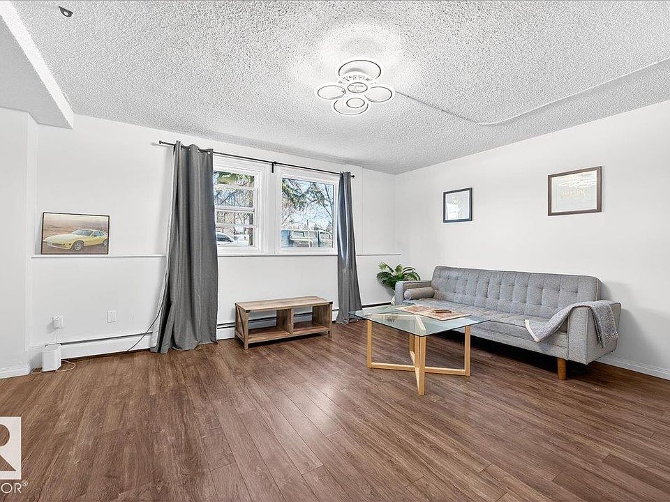 1st image of 2111 14th St SW #101