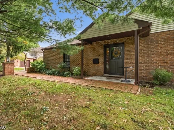 9 Betty Ct #9, Lebanon Boro, NJ 08833