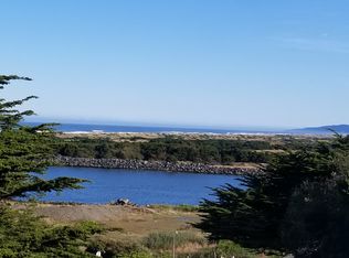 335 Edison Ave SW, Bandon, OR 97411