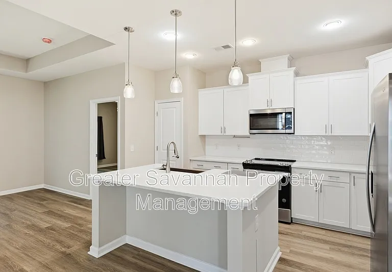 130 Danbury Ct #1 — Photo 10