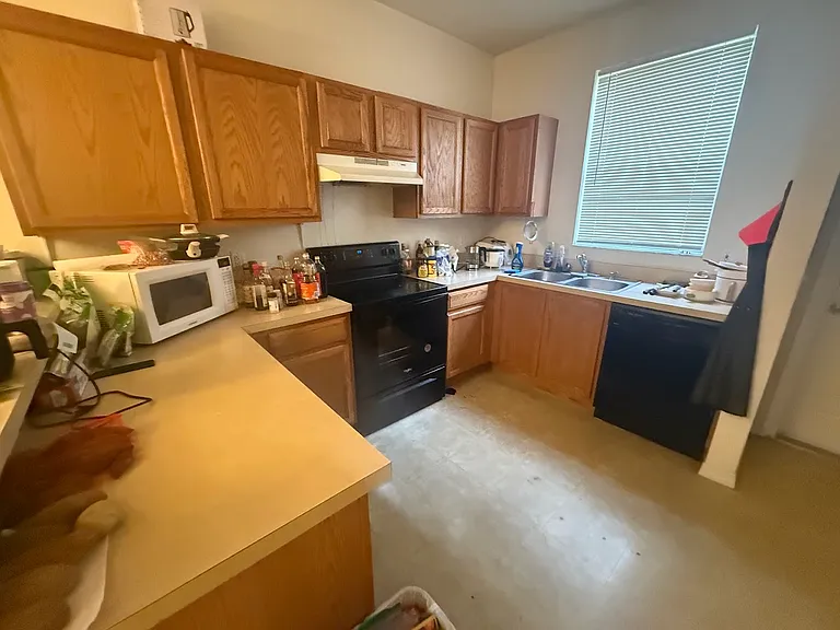 3901 SW 20th Ave #409 — Photo 5