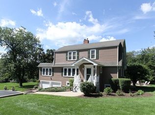 200 Orchard Rd, North Barrington, IL 60010