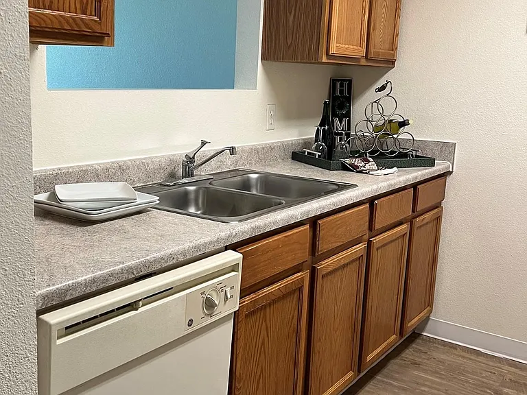 Classic unit 2-bedroom kitchen