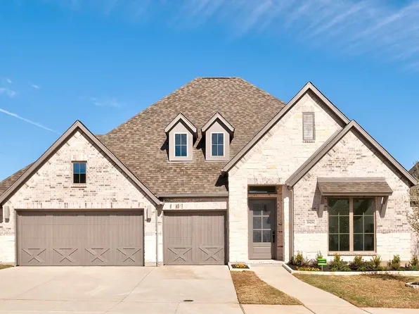 10436 Gray Hills Dr, Fort Worth, TX 76126