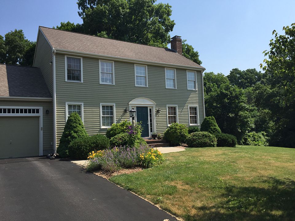 2nd image of 2 Goodwin Dr