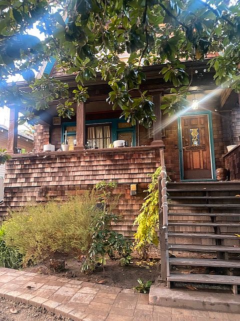 1st image of 1933 11th Ave #B