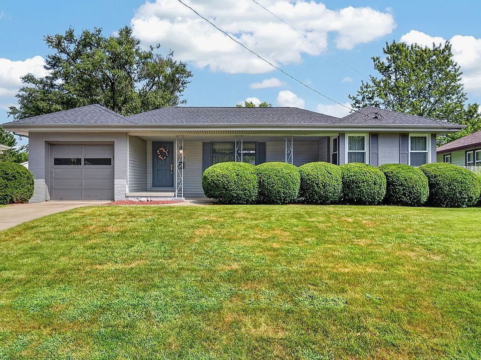 1st image of 2209 Meadow Ln