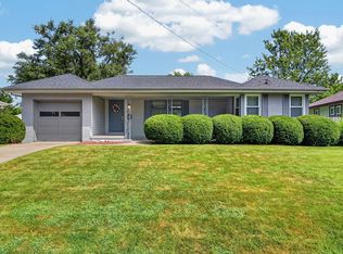 2209 Meadow Ln, West Des Moines, IA 50265
