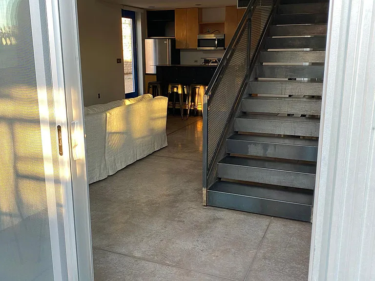 739 S Fremont Ave — Photo 9