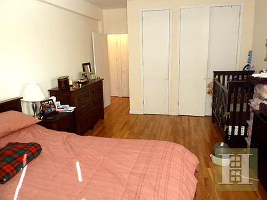 Rented by Halstead Real Estate | media 39