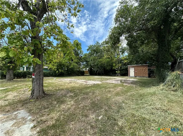 1505 N Goldman St, Victoria, TX 77901