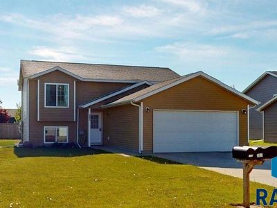 302 Lilac Ave, Aurora, SD, 57002