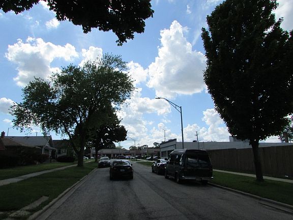 5th image of 3924 Warren Ave