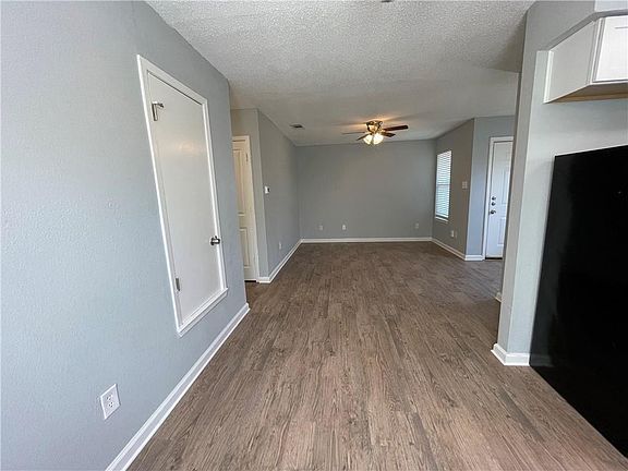 5th image of 7417 Vintage Hills Dr APT A