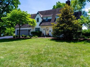 35 Erie Ave, Cincinnati, OH 45246