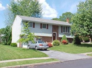 240 N Mount Joy St, Elizabethtown, PA