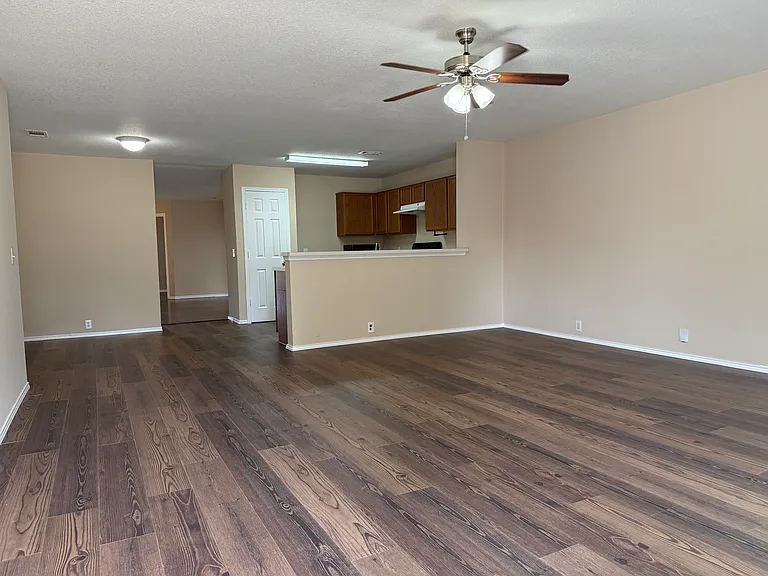 8824 Sagebrush Trl — Photo 7