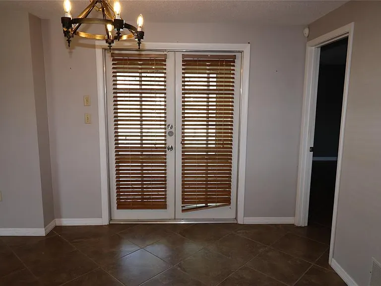 5182 Wilton Ct — Photo 7