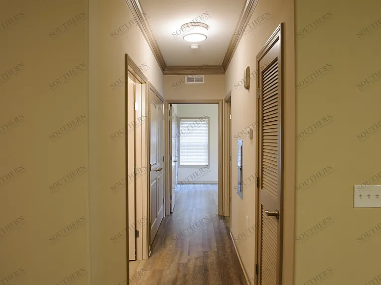 309 Professional Park Dr — Photo 2