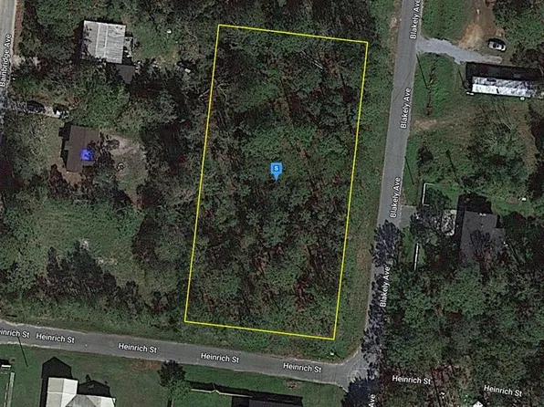 1715 Blakely Ave #13, Pensacola, FL 32507