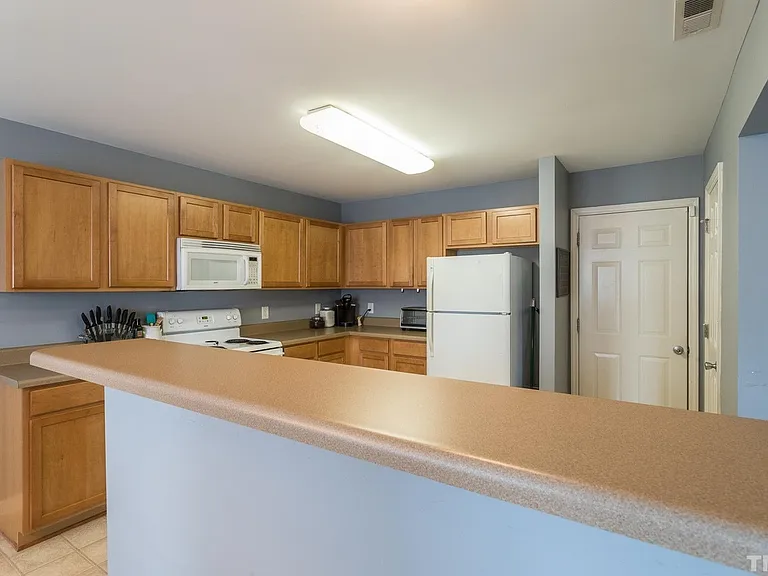 Kitchen Breakfast Bar