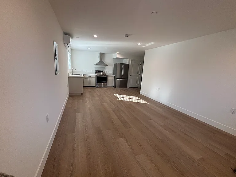 1818 Montana St #1818 — Photo 2