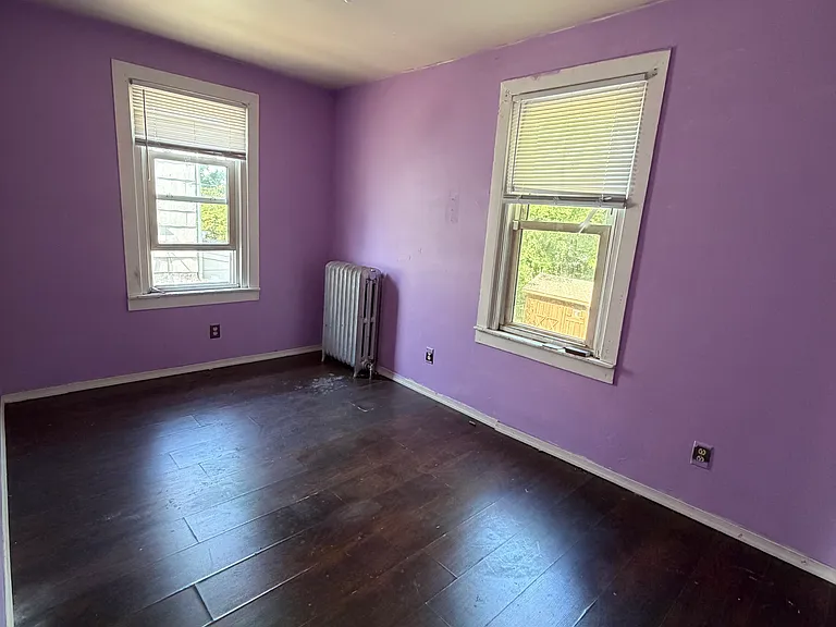 1121 Woodside Ave — Photo 7