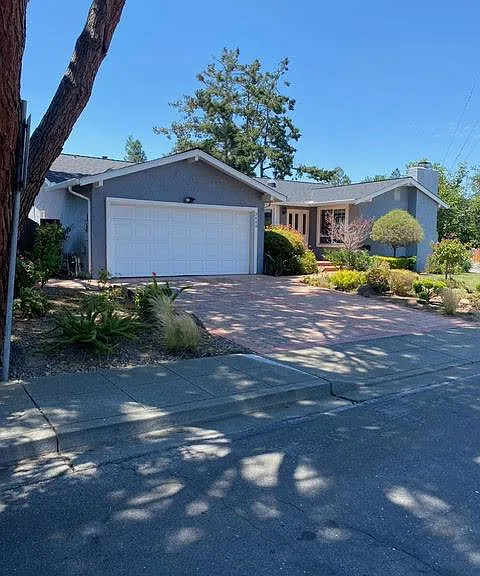 3400 Churin Dr — Photo 1