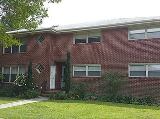 7459 Hampton Blvd #B, Norfolk, VA 23505