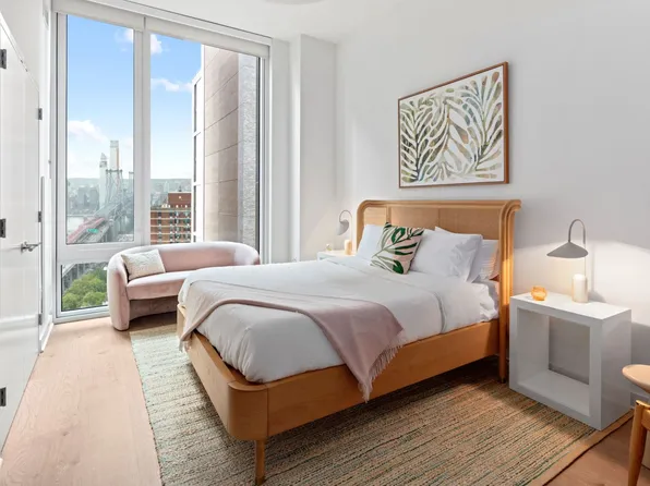 55 Suffolk Street image 1 of 34