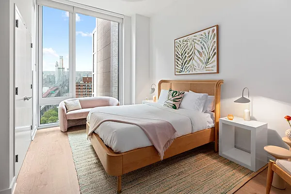 55 Suffolk Street #406