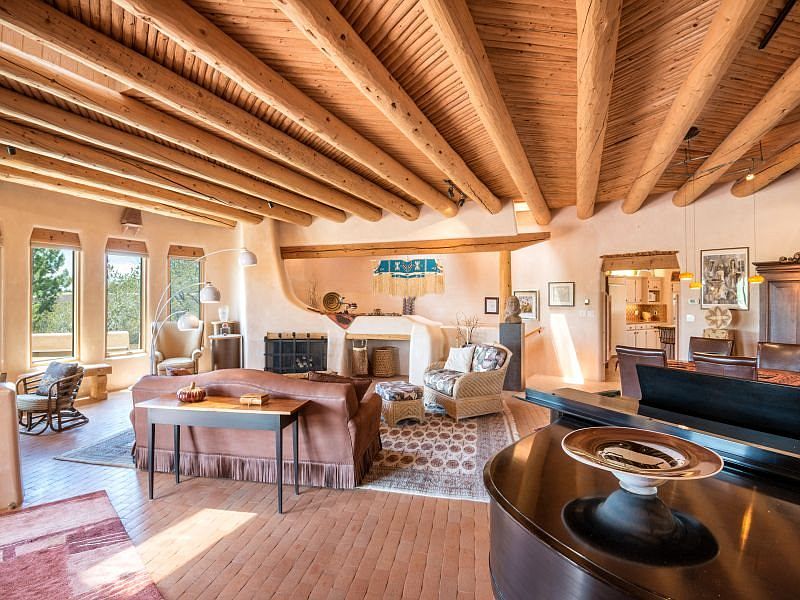 1st image of 574 Camino Montebello