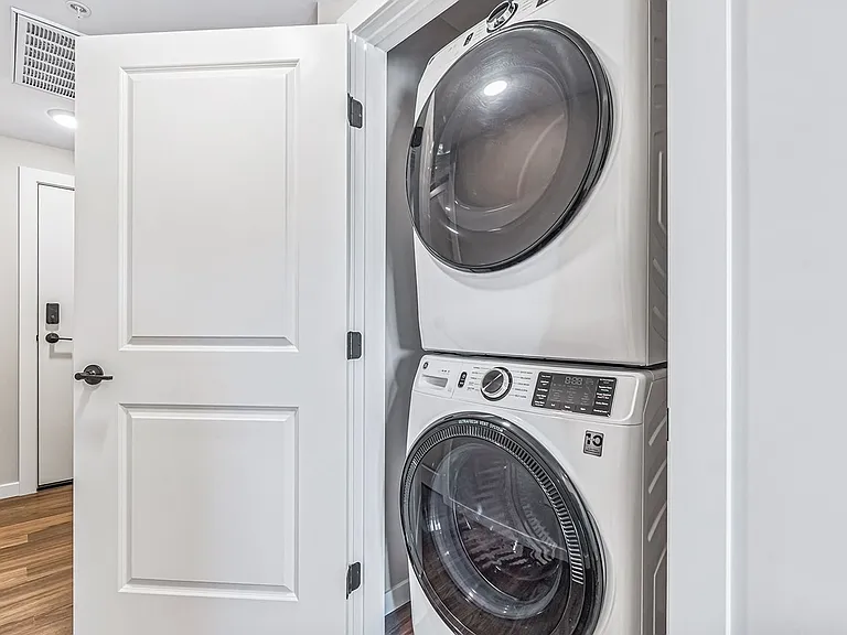 Asher Apartments - LIMITED-TIME OFFER 8 WEEKS FREE! — Photo 32