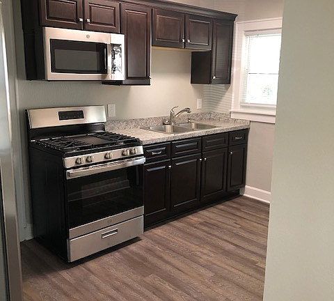 4th image of 59 Gilmour Ct