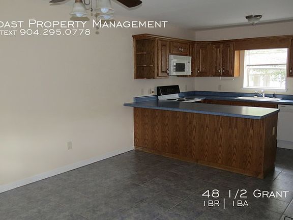 3rd image of 48 1/2 Grant St #B