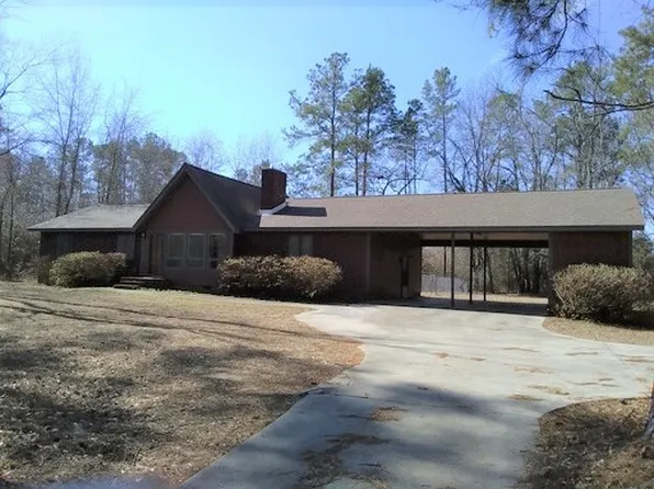 8580 Tartan Rd, Laurinburg, NC 28352