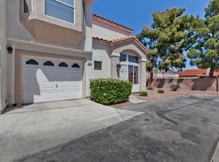 6848 Coral Rock Dr, Las Vegas, NV 89108