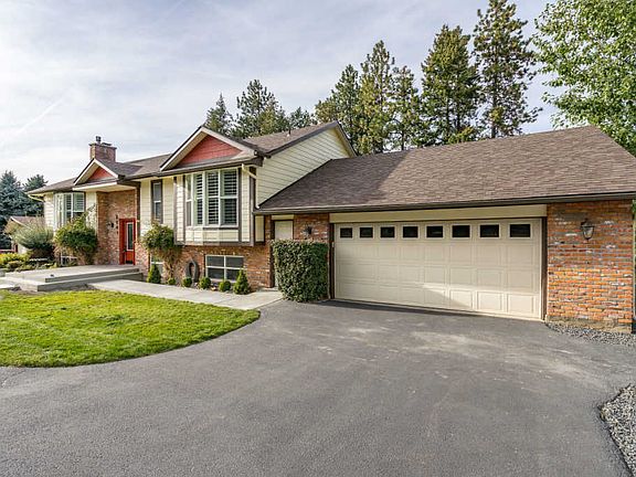 5th image of 2241 E Lookout Dr